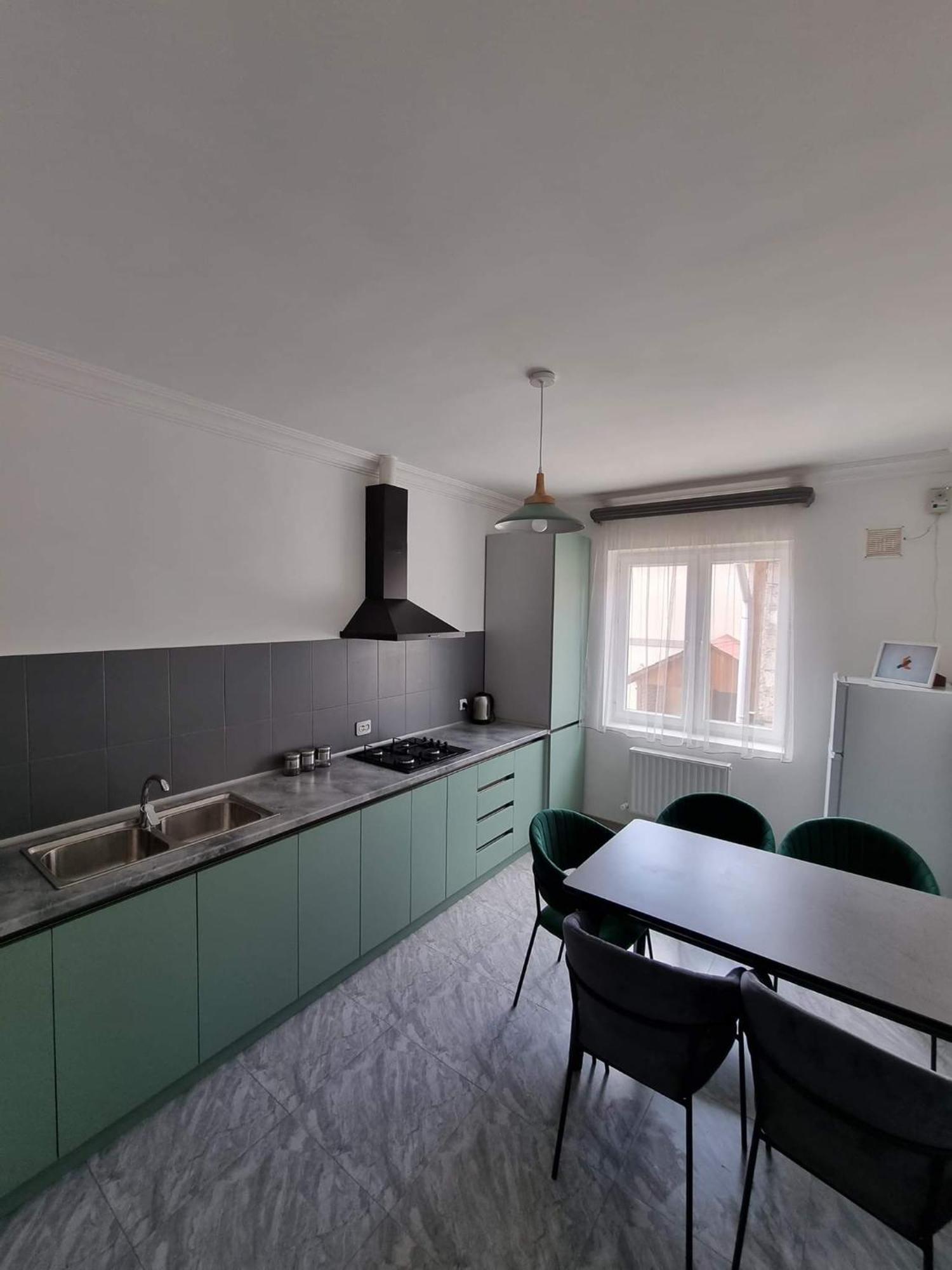 New Horizons , Apartment With 5 Bedrooms, Whole Apartment, Апартмент Целиком Dilisan Kültér fotó