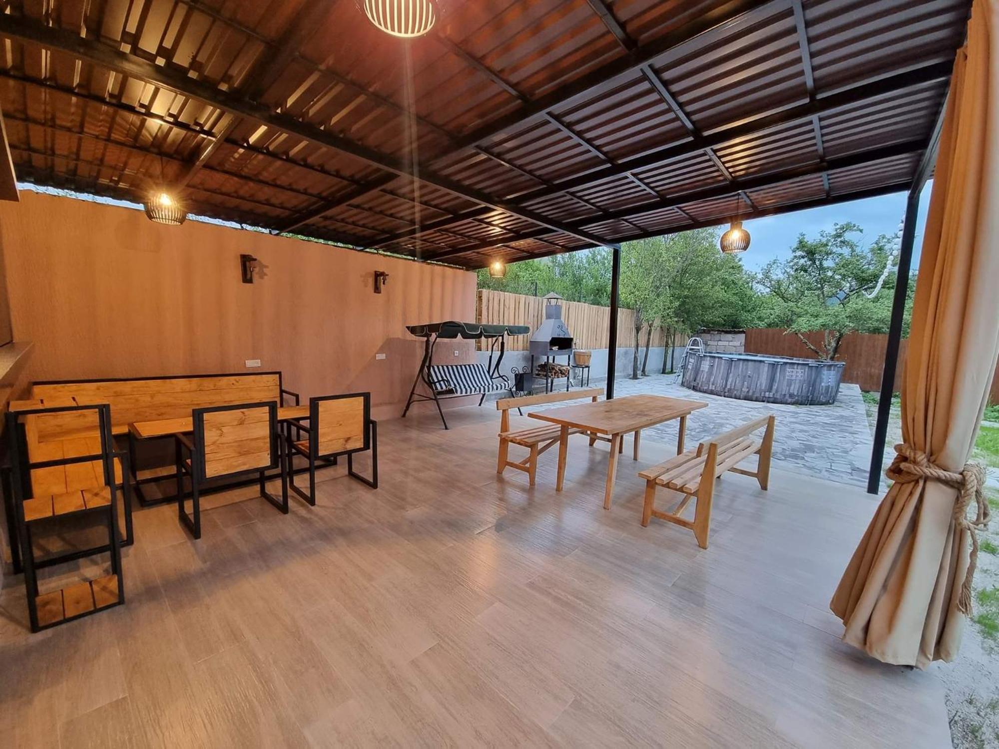 New Horizons , Apartment With 5 Bedrooms, Whole Apartment, Апартмент Целиком Dilisan Kültér fotó